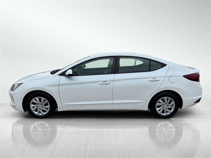Hyundai Elantra SE 2020