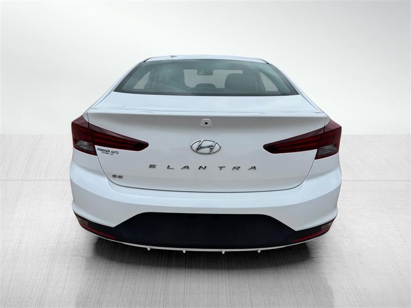 Hyundai Elantra SE 2020