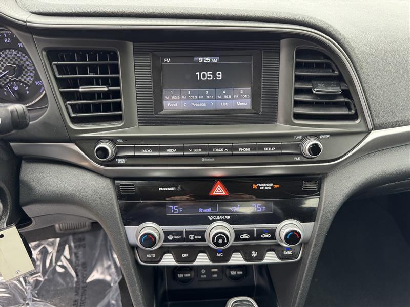 Hyundai Elantra SE 2020