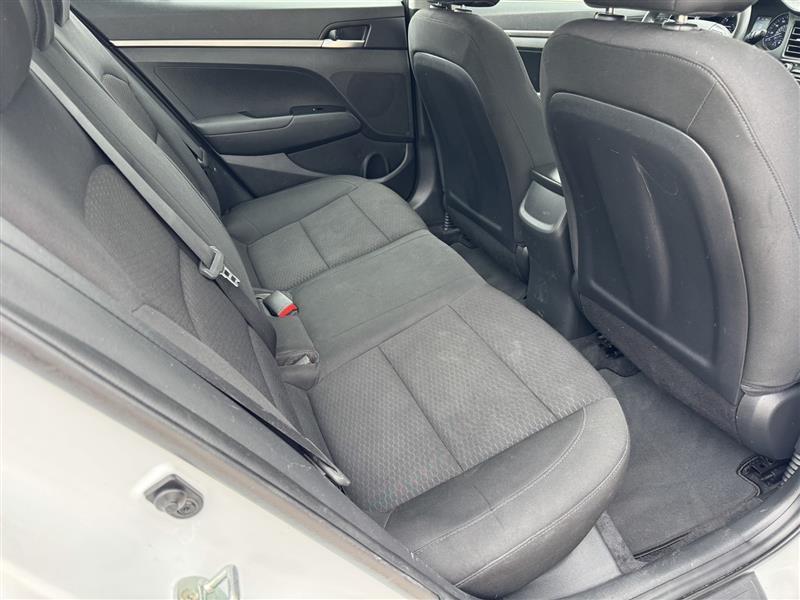Hyundai Elantra SE 2020