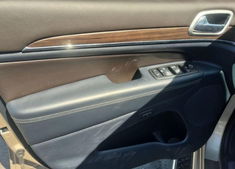 Jeep Grand Cherokee Overland 4WD 2015