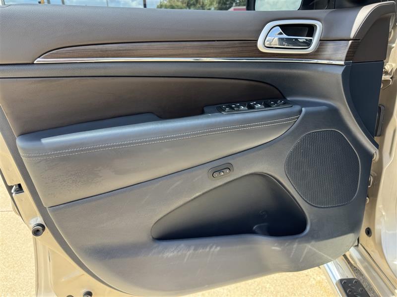 Jeep Grand Cherokee Overland 4WD 2015