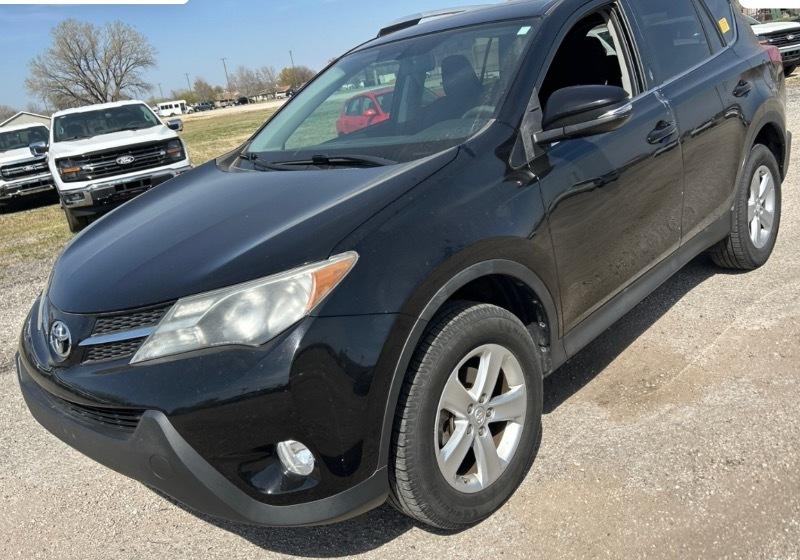 Toyota RAV4 XLE FWD 2013