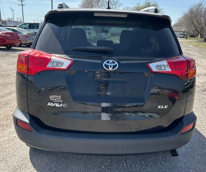 Toyota RAV4 XLE FWD 2013