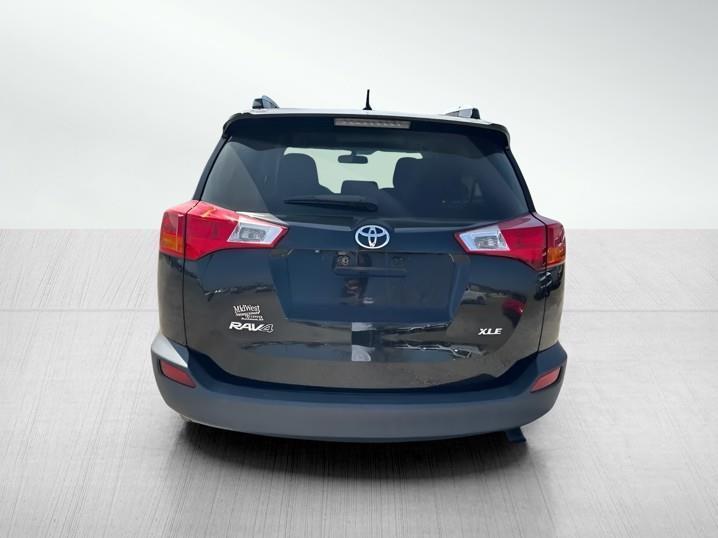 Toyota RAV4 XLE FWD 2013