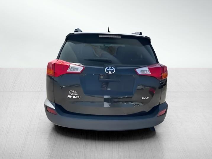 Toyota RAV4 XLE FWD 2013