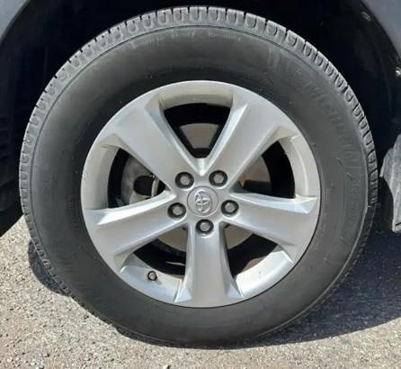 Toyota RAV4 XLE FWD 2013