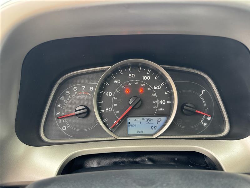 Toyota RAV4 XLE FWD 2013