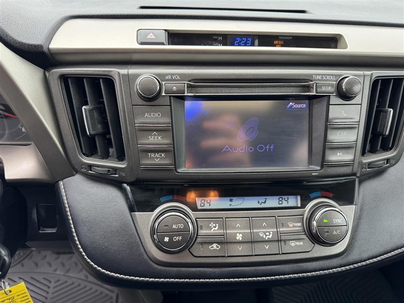 Toyota RAV4 XLE FWD 2013