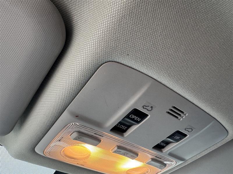 Toyota RAV4 XLE FWD 2013