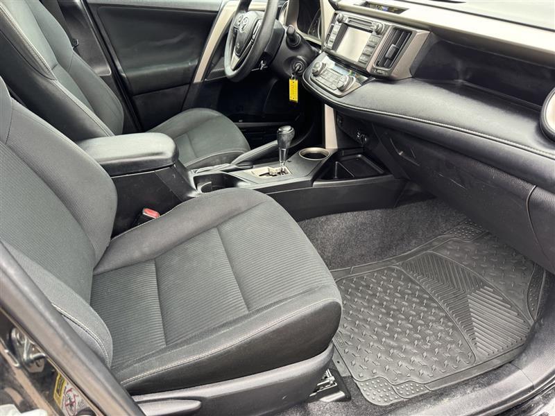 Toyota RAV4 XLE FWD 2013