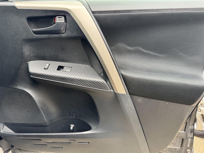 Toyota RAV4 XLE FWD 2013