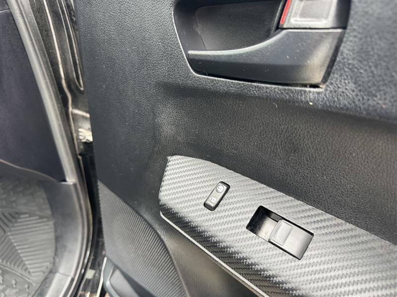 Toyota RAV4 XLE FWD 2013