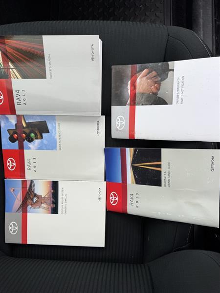 Toyota RAV4 XLE FWD 2013