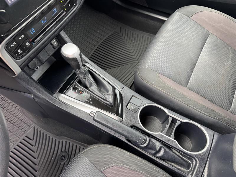 Toyota Corolla LE 2017