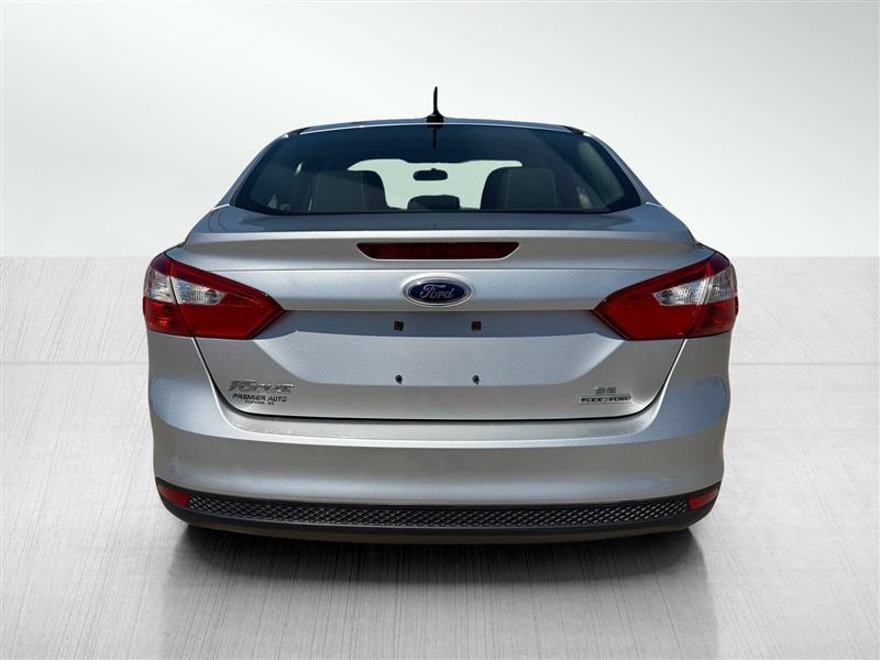 Ford Focus SE Sedan 2014