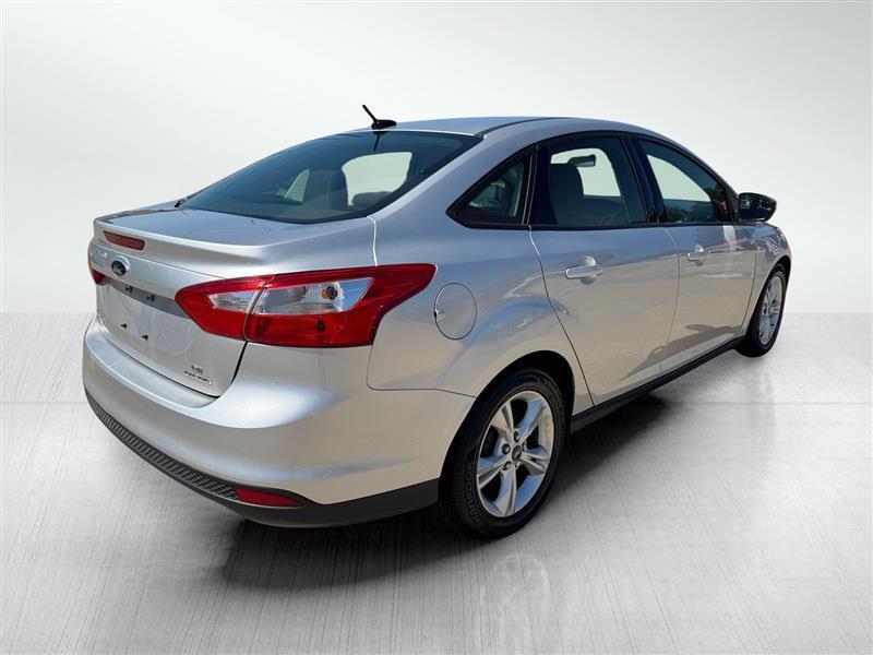 Ford Focus SE Sedan 2014