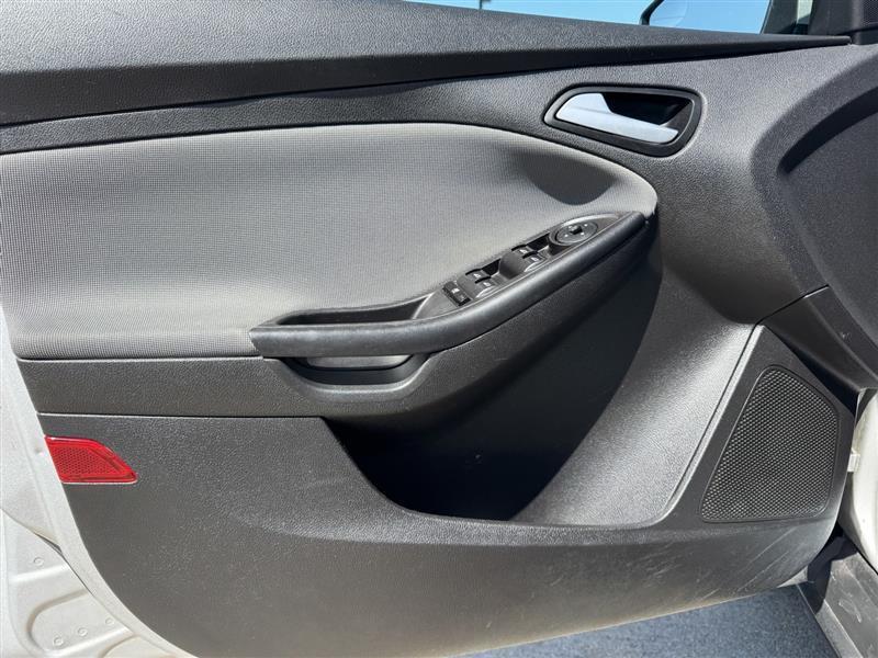 Ford Focus SE Sedan 2014