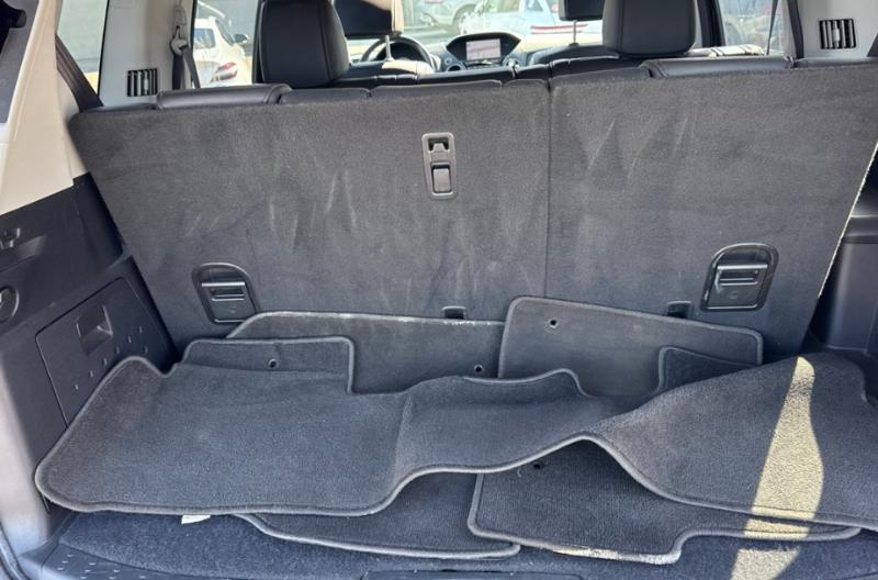 Honda Pilot Touring 4WD 5-Spd AT with DVD 2014