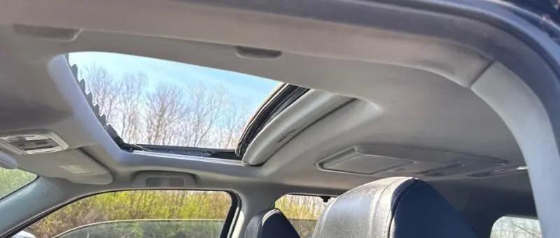 Honda Pilot Touring 4WD 5-Spd AT with DVD 2014