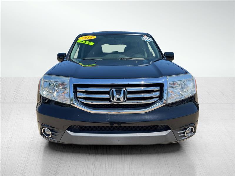 Honda Pilot Touring 4WD 5-Spd AT with DVD 2014