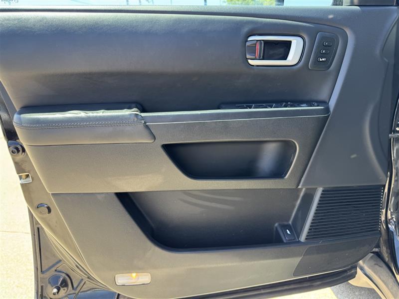 Honda Pilot Touring 4WD 5-Spd AT with DVD 2014