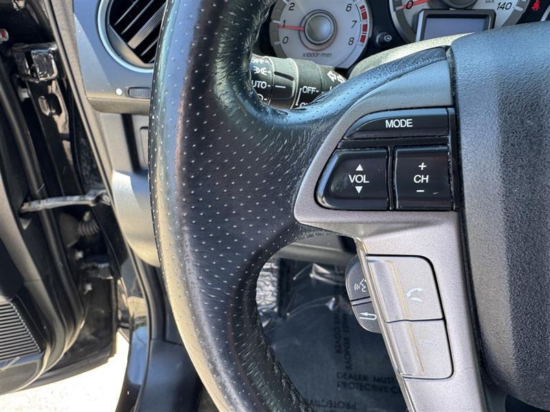 Honda Pilot Touring 4WD 5-Spd AT with DVD 2014