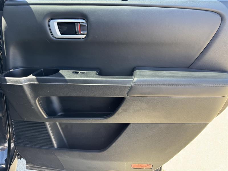 Honda Pilot Touring 4WD 5-Spd AT with DVD 2014