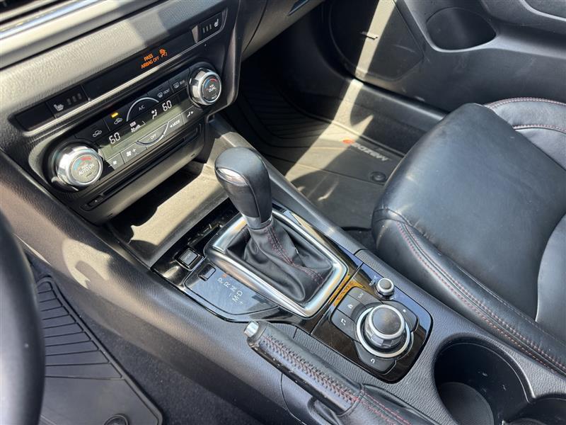 Mazda MAZDA3 s Touring 5-Door 2014