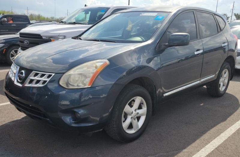 Nissan Rogue S 2013