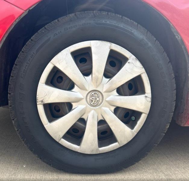 Toyota Corolla LE 2009