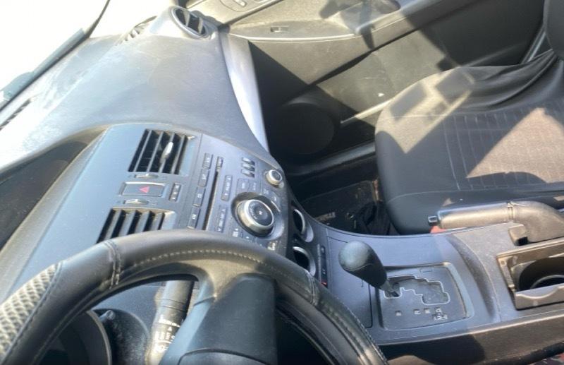 Mazda MAZDA3 i SV 4-Door 2013