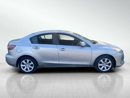 Mazda MAZDA3 i SV 4-Door 2013