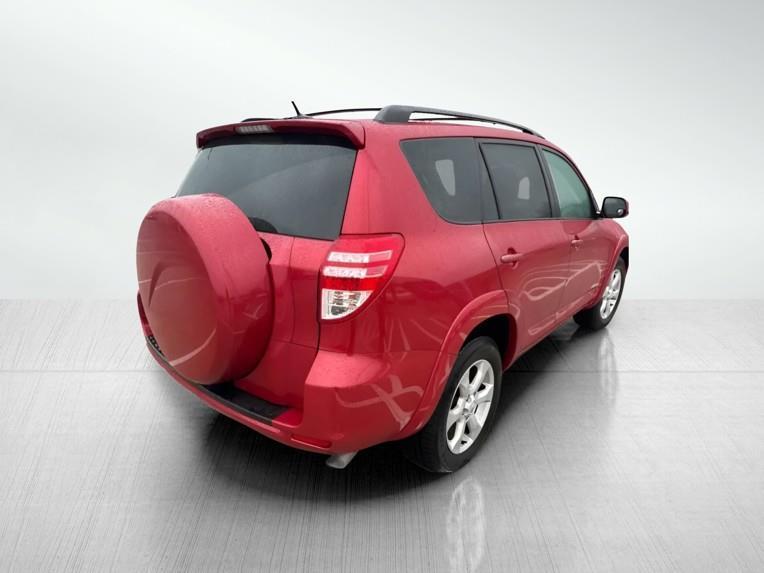 Toyota RAV4 Limited FWD 2011