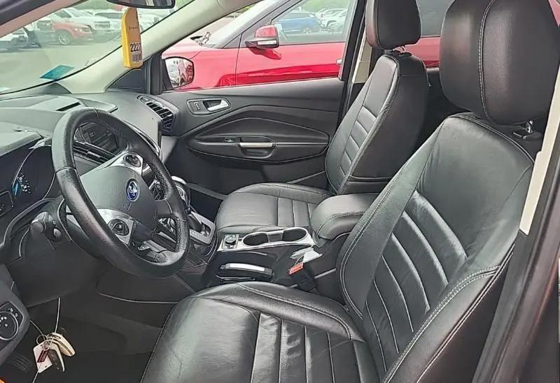 Ford Escape Titanium 4WD 2015