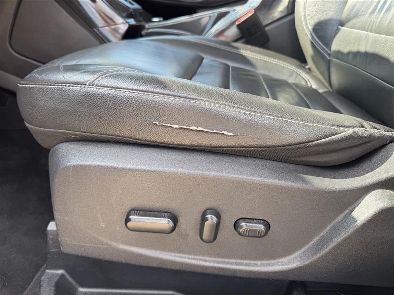 Ford Escape Titanium 4WD 2015