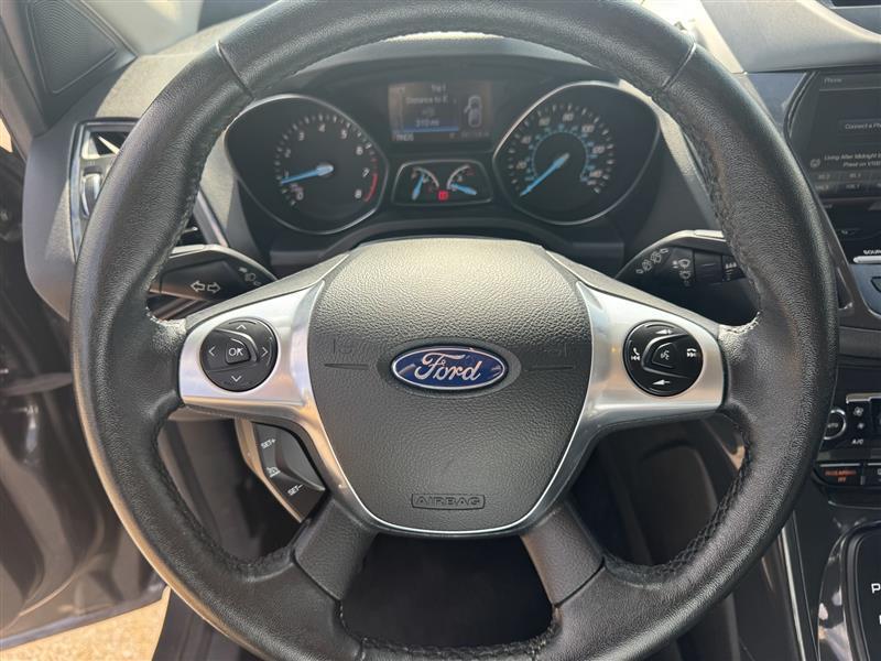 Ford Escape Titanium 4WD 2015
