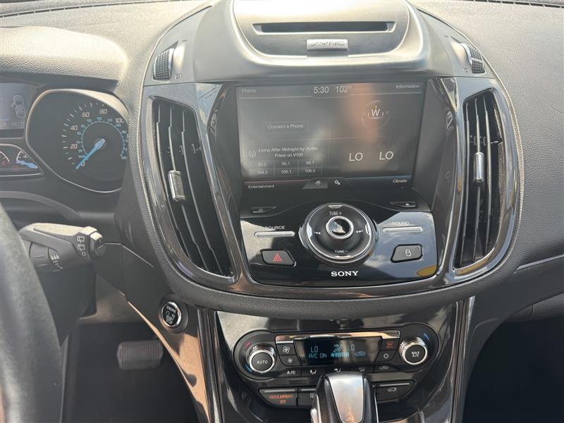 Ford Escape Titanium 4WD 2015