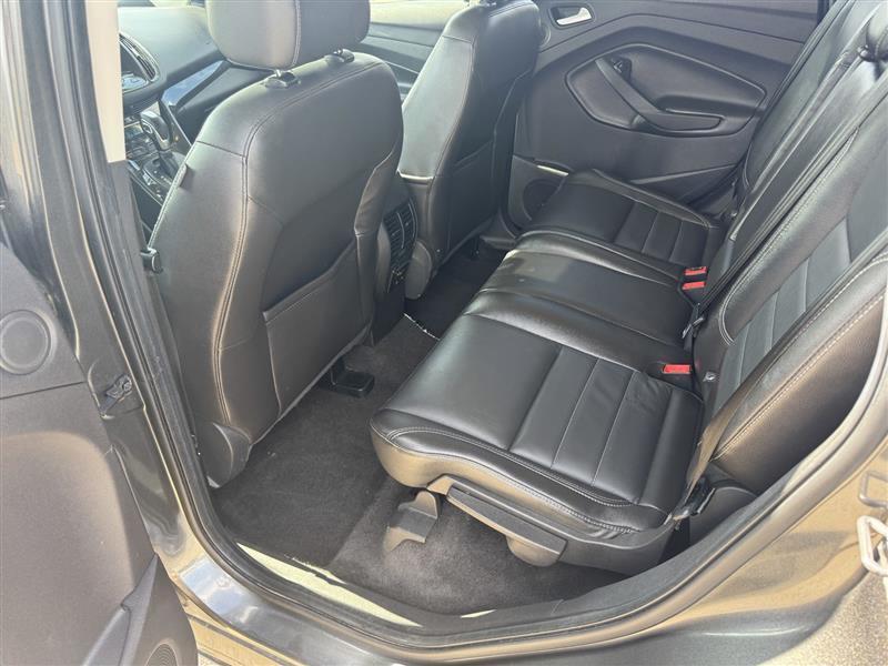 Ford Escape Titanium 4WD 2015