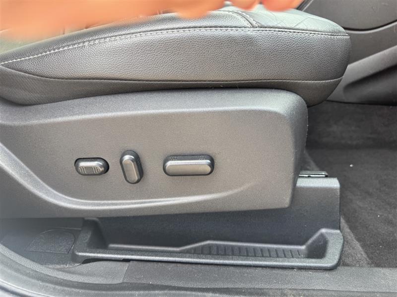 Ford Escape Titanium 4WD 2015