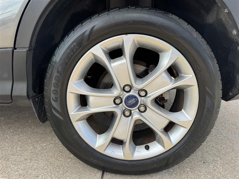 Ford Escape Titanium 4WD 2015