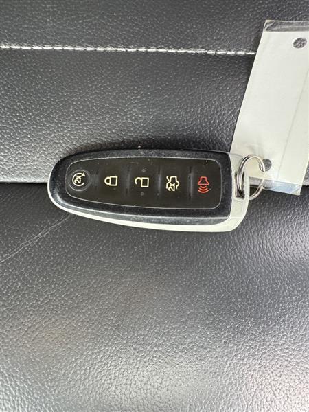 Ford Escape Titanium 4WD 2015