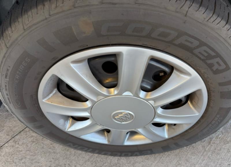 Buick LaCrosse CX 2007