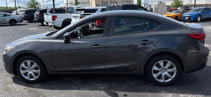 Mazda MAZDA3 i 2015