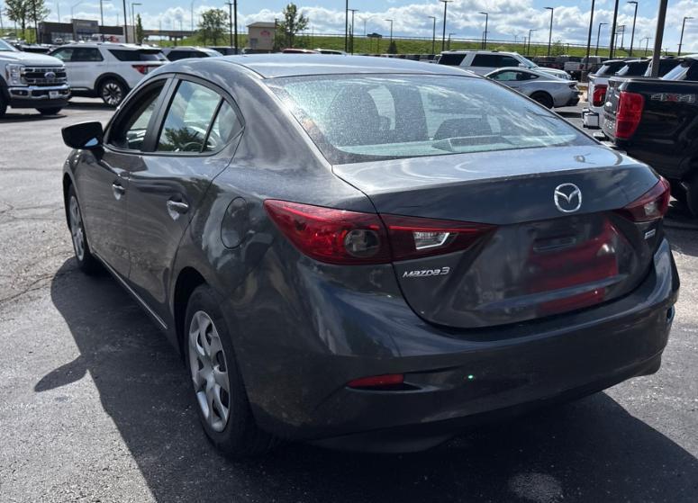 Mazda MAZDA3 i 2015
