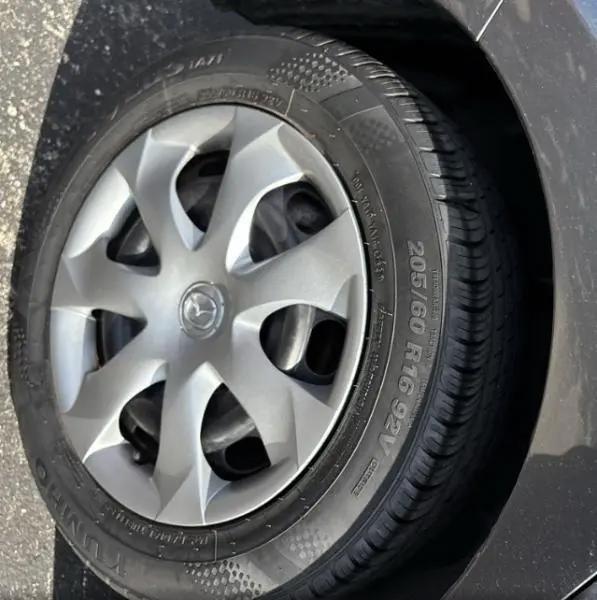 Mazda MAZDA3 i 2015