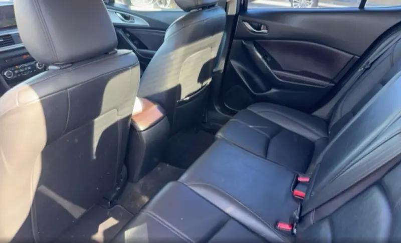 Mazda MAZDA3 Touring 4D Sedan 2017