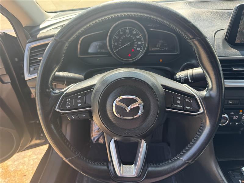 Mazda MAZDA3 Touring 4D Sedan 2017