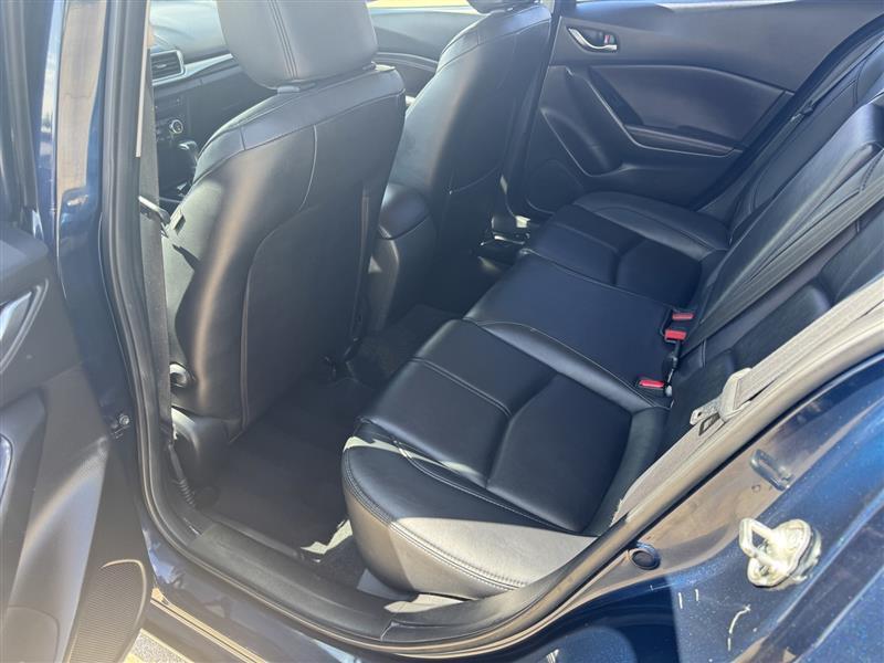 Mazda MAZDA3 Touring 4D Sedan 2017
