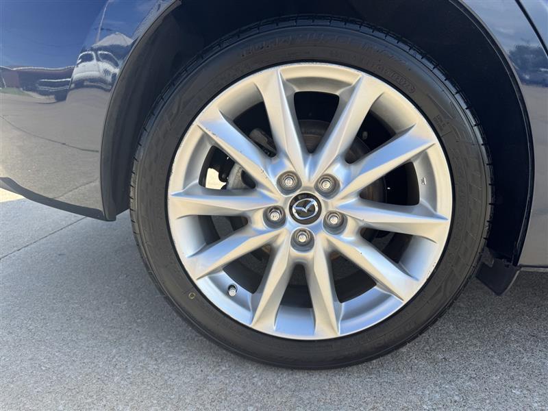 Mazda MAZDA3 Touring 4D Sedan 2017
